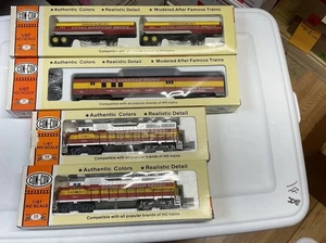 Rare Vintage Con-cor H.o. Scale Royal American Shows Locomotive And More 4pc Lot - Picture 1 of 14