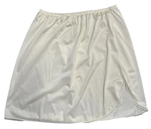 VTG Vanity Fair Short Slip USA Nylon Ivory W/Lace Trim Side Slit Sexy Sz Medium - Picture 1 of 5