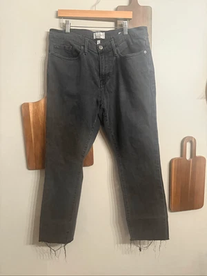 Pantalones de mezclilla con montura desvanecida a gris dobladillo crudo L'Homme pierna ajustada lavado oscuro talla 34 Foto 1 de 4