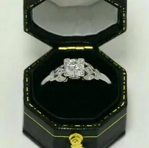 Anillo de compromiso de moissanita blanca de corte redondo de 2,10 quilates d... - Imagen 1 de 7