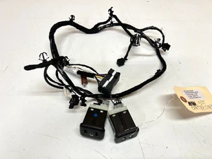 2020 BUICK REGAL CENTER CONSOLE USB AUX PORT CONECTOR W/ CABLES SET, OEM LOT3566 - Bild 1 von 6