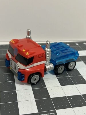 Figura de 7 pulgadas Playskool Heroes Transformers Optimus Prime Rescue Bots Energize Foto 1 de 4