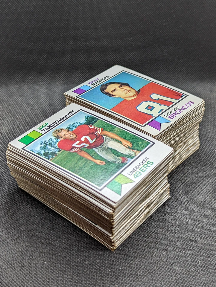 1973 Topps Football Cards Complete Your Set You Pick QTY DISCOUNT - Image 1 of 1