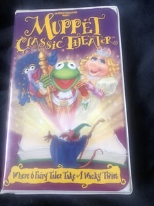 Muppet Classic Theater VHS Clamshell 6 Fairly Tail Stories Take A Twist - Bild 1 von 3