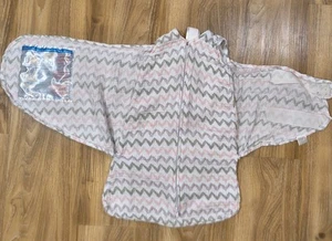 Halo Sleep Sack Swaddle Muslin Newborn 0-3 Months Chevron Geometric - Picture 1 of 3
