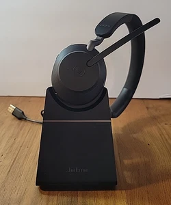 Jabra Evolve2 65 Stereo Wireless Headset USB-A Bluetooth Black w/Charging Stand - Picture 1 of 11