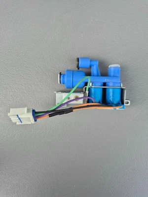 Nueva caja abierta GE RIV-12AE-60 válvula agua doble refrigerador 120VAC Foto 1 de 4