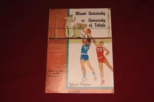 1961 Miami University vs University of Toledo programma di basket - Foto 1 di 4