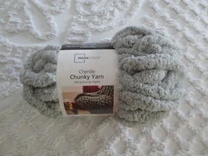 8 oz.  Mainstays CHENILLE CHUNKY 100% Polyester Medium 6 WEICHES SILBERGARN - Bild 1 von 4