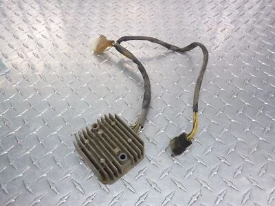 Regulador de voltaje rectificador 85 Honda Magna VF700 C VF 700 SHINDENGEN SH541-12 Foto 1 de 4