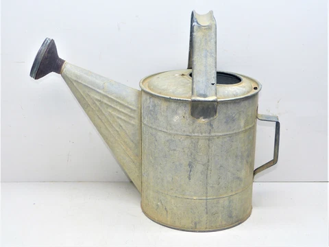 Vintage Galvanized Metal Watering Can w/ Shower Nozzle INV15450 Cover