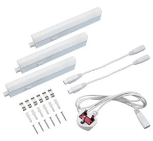 9w LED T5 Under Cabinet Light Linkable 3 x 20cm Cool White with Plug UC200T3 - Picture 1 of 10