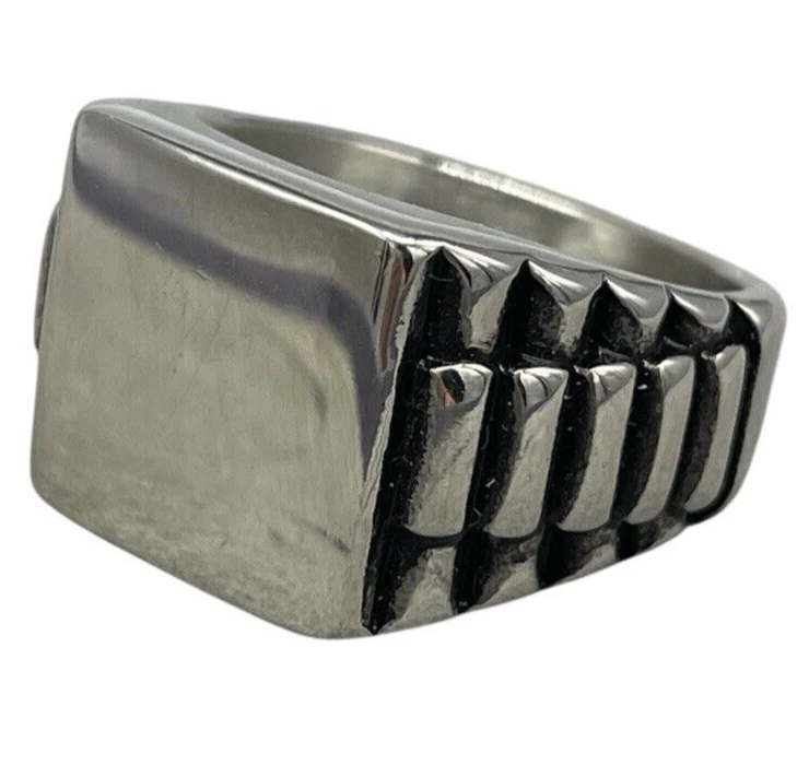 ANELLO COLORE ARGENTO SQUADRATO PERSONALIZZABILE CON INCISIONE ACCIAIO INOX UOMO - Immagine 1 di 4