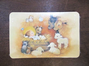 VINTAGE HALLMARK CHRISTMAS POSTCARDS BABY JESUS MANGER LAMBS SEALED PACK OF 20! - Picture 1 of 2