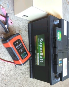 GIANDEL 2000W Pure Sine Wave Inverter 12V DC to AC 240V+ Remote+ SUPERBATT 110ah - Bild 1 von 4