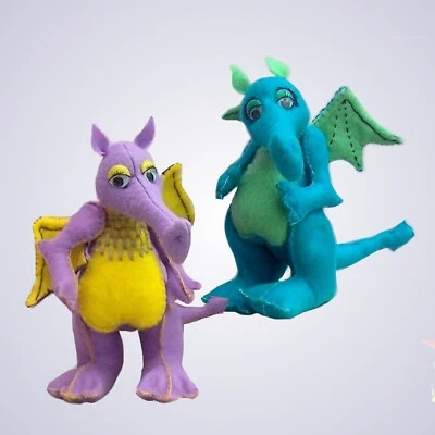 Gustav dragon felt sewing KIT. - Image 1 of 4