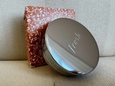 Fresh Mineral Face Powder Face Luster Cloudy Bay 0.42 oz 12g New - Image 1 of 4