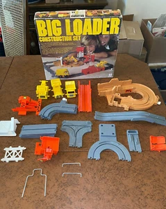 Vintage TOMY Big Loader Construction Set Parts 1977 - Picture 1 of 43