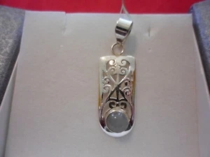 Artisan Crafted Titanium Moonstone 925 Sterling Silver Pendant-1.48 Carats - Picture 1 of 2