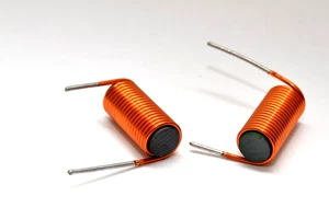 2x Induktivitätsspule / Festinduktivität auf Ferritkern, CuL-Draht-Ø1.2 mm, NOS - Picture 1 of 2