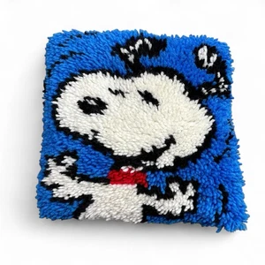 Vintage 80s Snoopy Peanuts Completed Finished Latch Hook Pillow Case Art 13” - Picture 1 of 4
