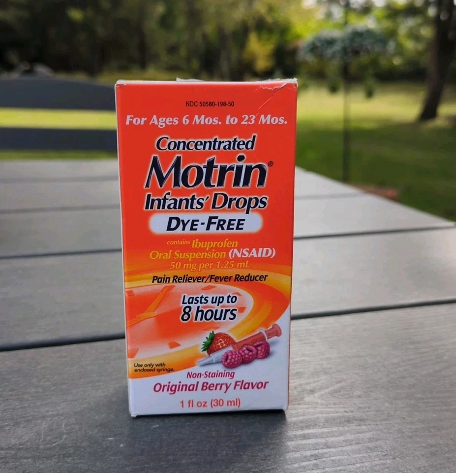 11/26 Motrin Infants Concentrated Liquid Medicine Drops w/ Ibuprofen Berry 1 Oz - Image 1 of 3