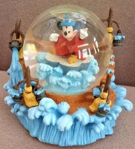 Disney Mickey Mouse Musical Snow Globe Fantasia The Sorcerer's Apprentice - Picture 1 of 10