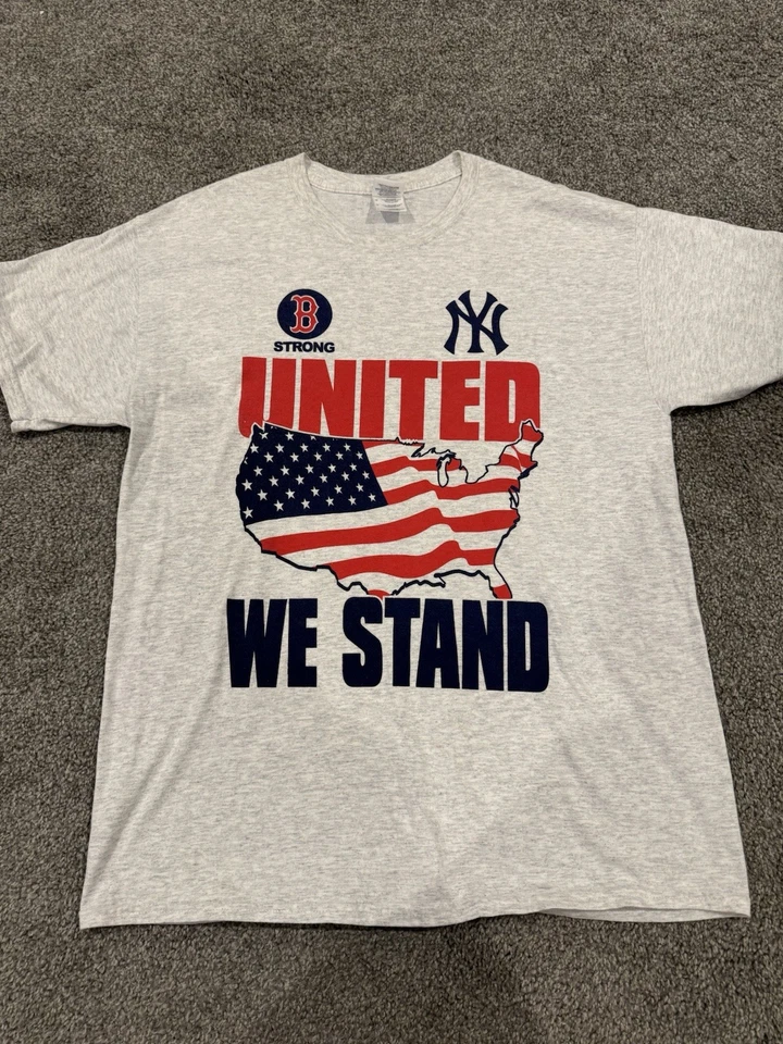 Camiseta De Colección Medias Rojas Vs Yankees (L) Foto 1 de 3