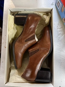 Gabby 2 Cognac Leather Naturalizer Woman’s Pumps Size 6.5 - Picture 1 of 5