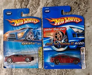 HOT WHEELS 2005 FORD MUSTANG GT FASTER THAN EVER + 05 FIRST EDITIONS REALISTIX - Picture 1 of 2