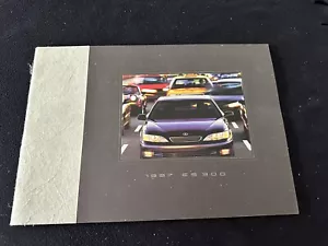 1997 Lexus ES 300 Prospekt '97 ES300 US Verkauf detaillierter Katalog - Bild 1 von 5