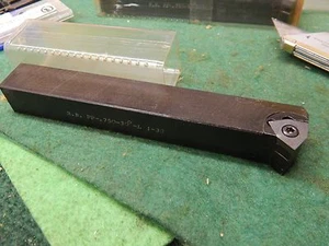 Komet 3/4" Shank Lathe Turning Tool Holder R.B. PP-.750-30° w/Insert - Picture 1 of 3