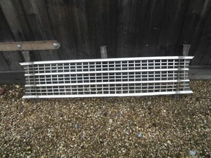 Kühlergrill Ford 17 M P7 B - Bild 1 von 2