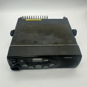 Tait Band 3 Mobile Radio TM8235 - Picture 1 of 3