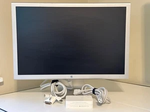 Apple Cinema HD Display 23-inch DVI Late 2005 M9178LL/A - Silver Aluminum TESTED - Picture 1 of 13