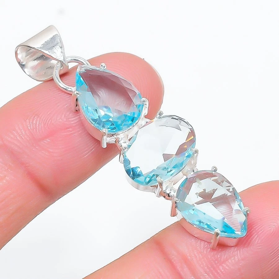 Colgante de joyería de plata de ley 925 hecho a mano con piedras preciosas de topacio azul suizo tamaño 2" Foto 1 de 1