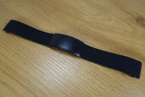 NEU 22 mm SINN 757 S 857 U1 U2 UX SILIKON GUMMI schwarz TEGIMENT Faltschließe - Bild 1 von 8