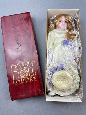NOS! 复古 Dynasty 娃娃系列 Valarie 瓷娃娃 带标签 14 — 第 1/4 张图片