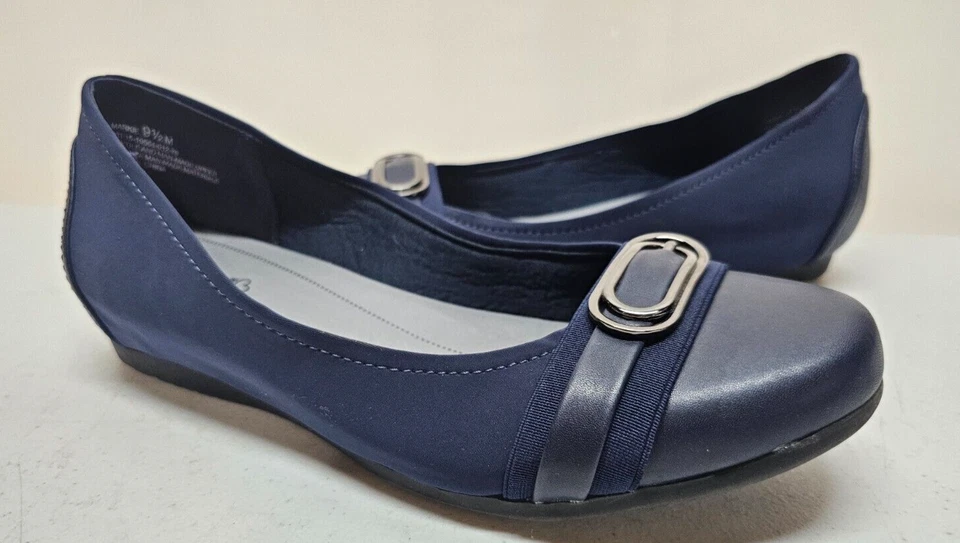 Zapatos de vestir Baretraps Markie para mujer talla 9,5 azules Oxford planos de ballet sin cordones Foto 1 de 4