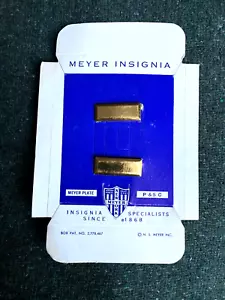 Original WW2 US Ejército Aaf 2nd Teniente Oro Rango Insignias X 2 Meyer Pin Back - Imagen 1 de 5