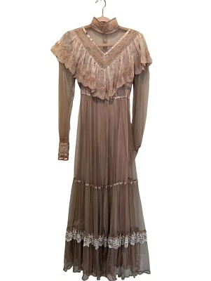 Vintage 1970s Gunne Sax Romantic Renaissance Bridal Mesh Tulle Victorian Dress - Image 1 of 4