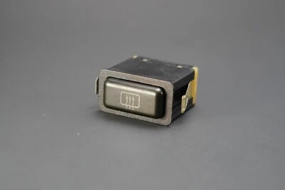 Botón interruptor descongelación ventana trasera bmw e30 1985-1992 325i 325e 318i Foto 1 de 4