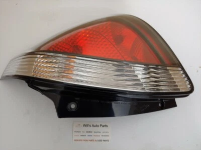 TRAJES DE LUZ TRASERA DERECHA KIA RIO 08/2005-07/2011 ESCOTILLA JB GENUINO KIA Foto 1 de 4