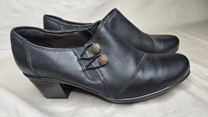 Clarks Booties Womens 9 M Black Leather Round toe Block Heel Low Ankle Button - Picture 1 of 11