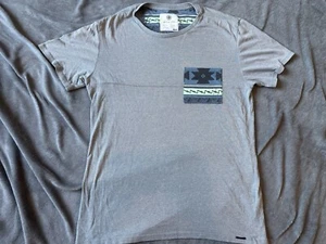On The Byas short sleeve gray t-shirt aztec print front pocket size Small men  - Picture 1 of 3