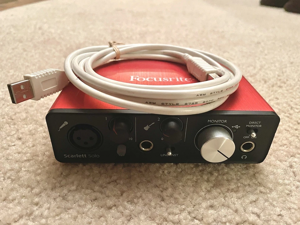 Focusrite Scarlett Solo 2nd Gen USB Audio Interface w/ Cable - PERFECT CONDITION - Image 1 of 1