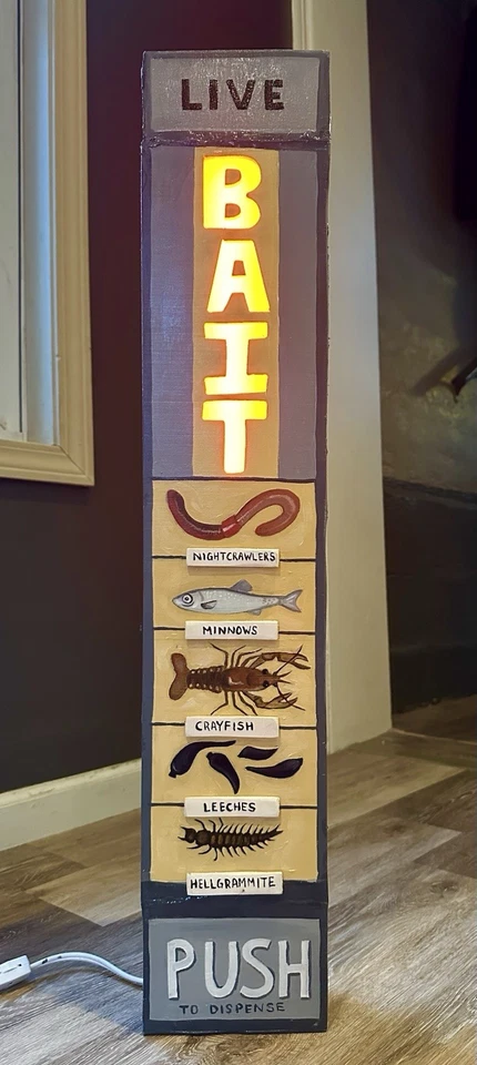 SIGNO DE CEBO VIVO HECHO A MANO TIENDA DE APAREJOS DE PECES HOMBRE DE PESCA CUEVA ¡Debes verlo! Foto 1 de 4