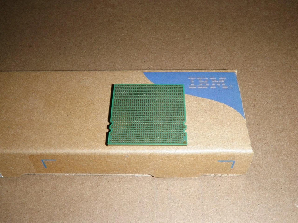 40K1209 NEW IBM 2.8Ghz 2MB Opteron 2220 CPU Processor  - Image 1 of 2