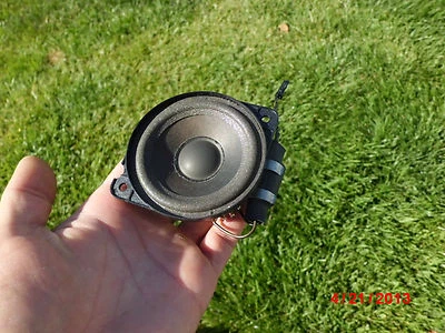 ALTAVOZ TWEETER GAMA MEDIA MERCEDES-BENZ W220 S600 S500 S430 S350 S280 S55 Foto 1 de 4