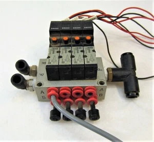 SMC NVV5JJ-ULB95 0025 ZWL Manifold Assy. w/ 4 NVJ3140 Solenoid Valves - Picture 1 of 5